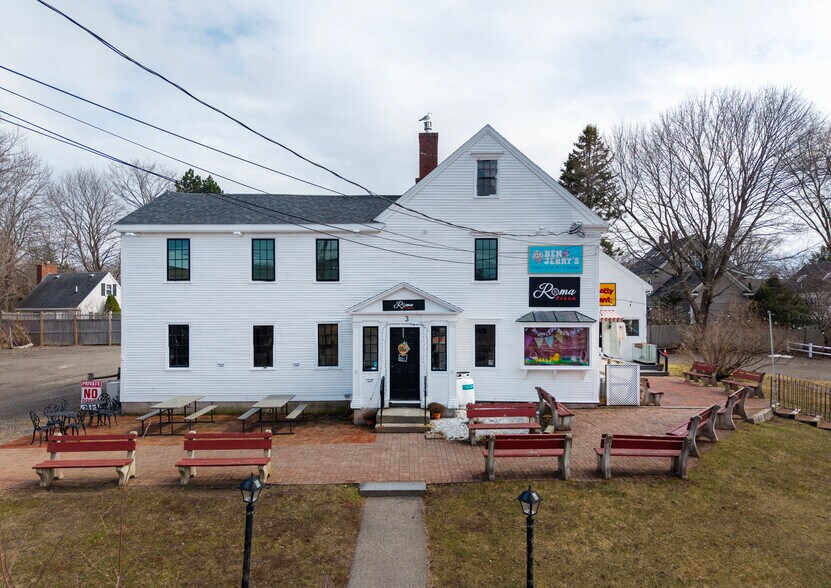 More Photos Of 3-5 Union St, Kennebunkport Storefront Retail Office For Sale