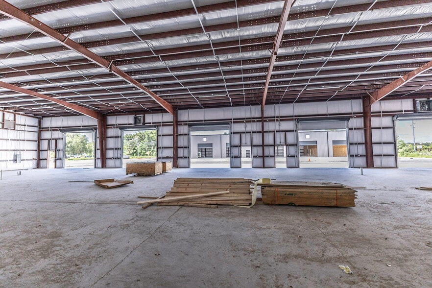More Photos Of 3023 E C 48, Center Hill Warehouse For Sale
