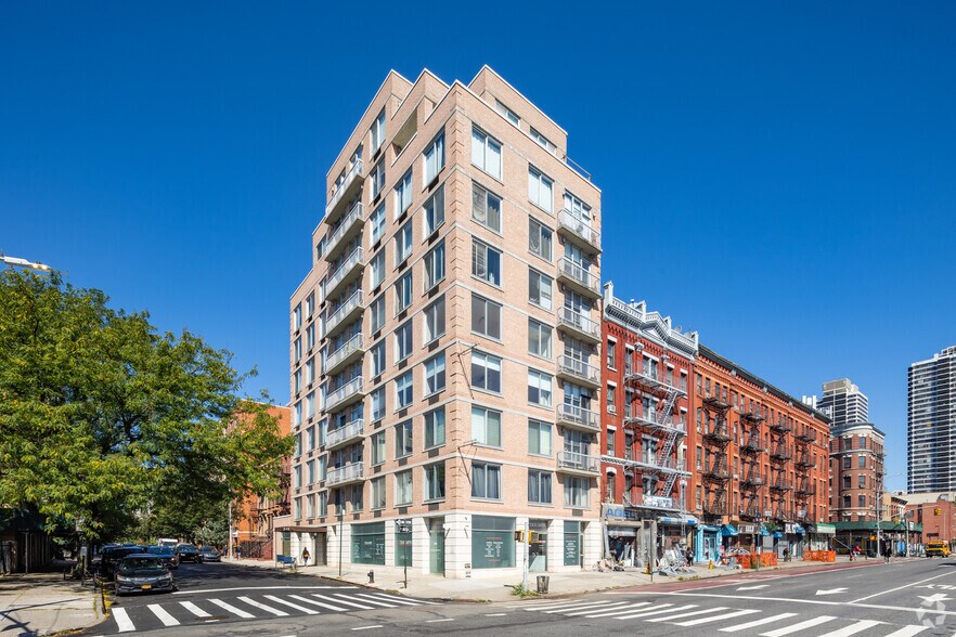 Primary Photo Of 2301 2nd Ave, New York Apartments For Lease