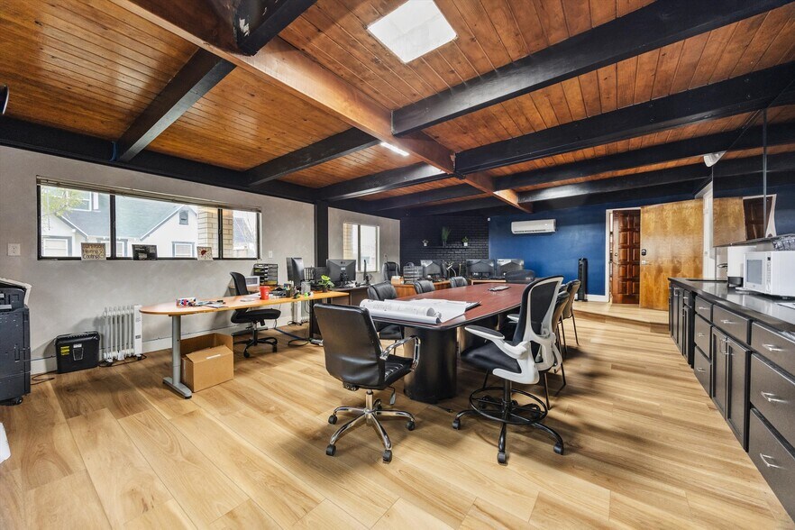 More Photos Of 9831 Rosedale Hwy, Bakersfield Office For Sale