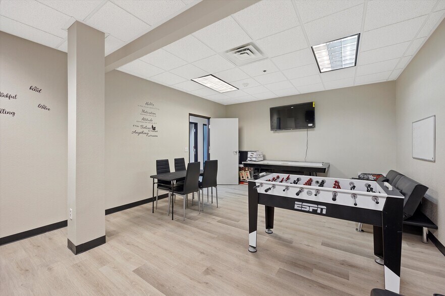 More Photos Of 4130 N Martin Luther King Blvd, North Las Vegas Office For Lease