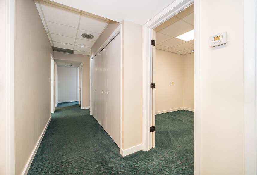 More Photos Of 331 N Maitland Ave, Maitland Medical For Sale