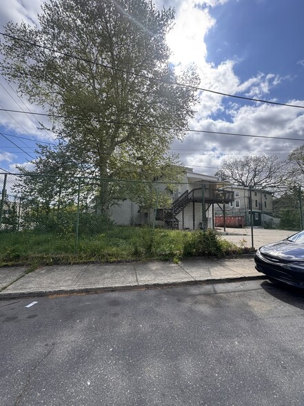 More Photos Of 238 N 53rd St, Philadelphia Funeral Home For Sale