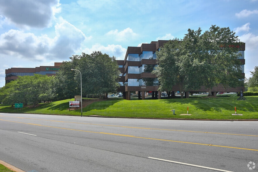 More Photos Of 124 Verdae Blvd, Greenville Office For Lease