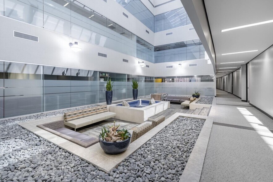 More Photos Of 9600 Great Hills Trl, Austin Coworking Space