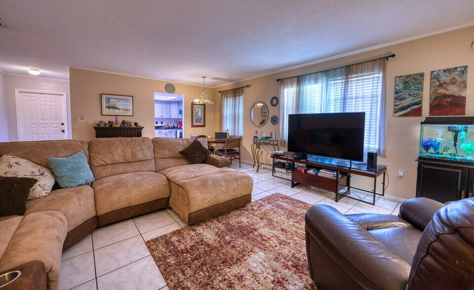 More Photos Of 25038 Harborview Rd, Port Charlotte Apartments For Sale