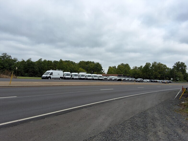 More Photos Of 749 N Derr Dr, Lewisburg Land For Sale