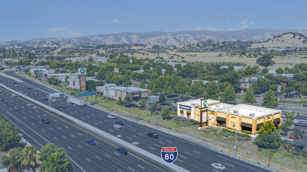 More Photos Of 1670 E Monte Vista Ave, Vacaville Storefront For Sale