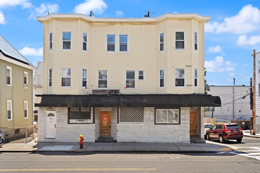 Primary Photo Of 385-387 Salem St, Malden Apartments For Sale