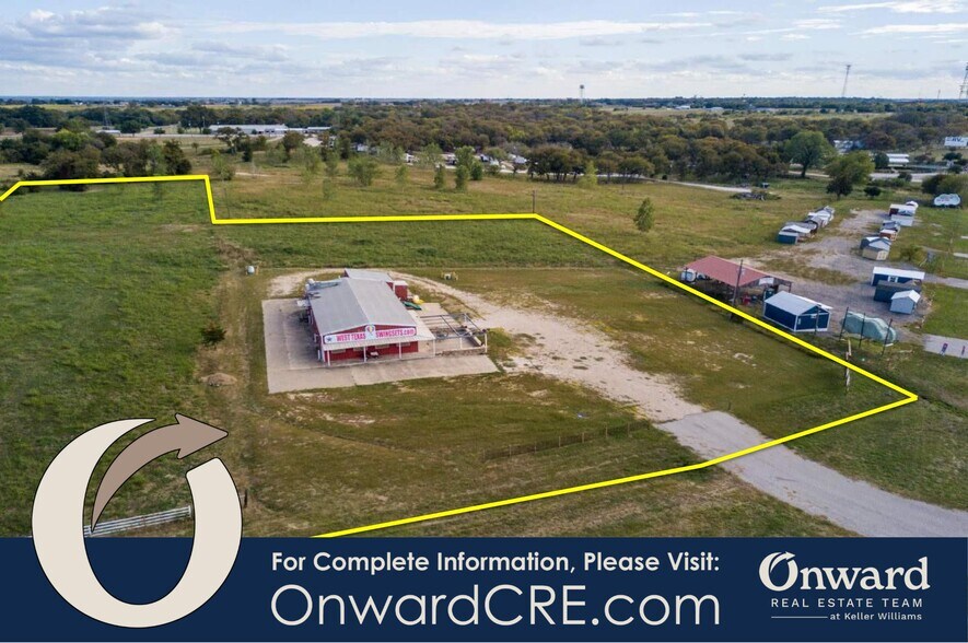 More Photos Of 24350 N I 35, West Restaurant For Sale