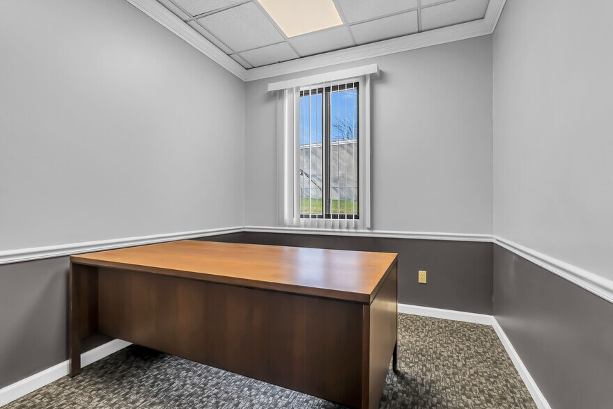 More Photos Of 222 Outwater Ln, Garfield Office For Lease