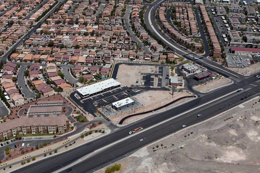 More Photos Of 10925 S Maryland Pky, Henderson Unknown For Lease