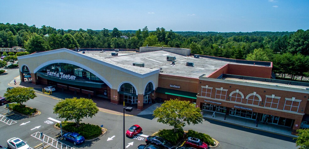 More Photos Of 2010-2084 Kildaire Farm Rd, Cary Storefront For Lease