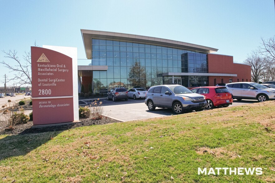 Primary Photo Of 2800 Cannons Ln, Louisville Medical For Sale