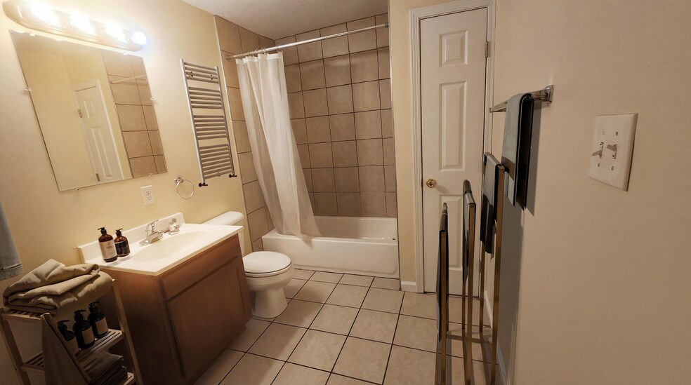 More Photos Of 7300-7310 Southside Dr, Louisville Apartments For Sale