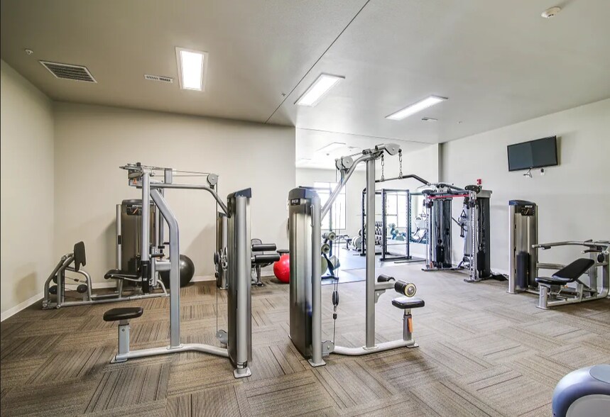 More Photos Of 1220-1250 27th Ave NW, Minot Apartments For Sale