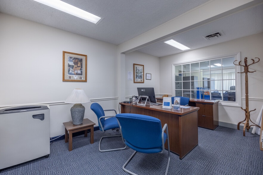 More Photos Of 1 Hansel Ave, Asheville Office For Sale