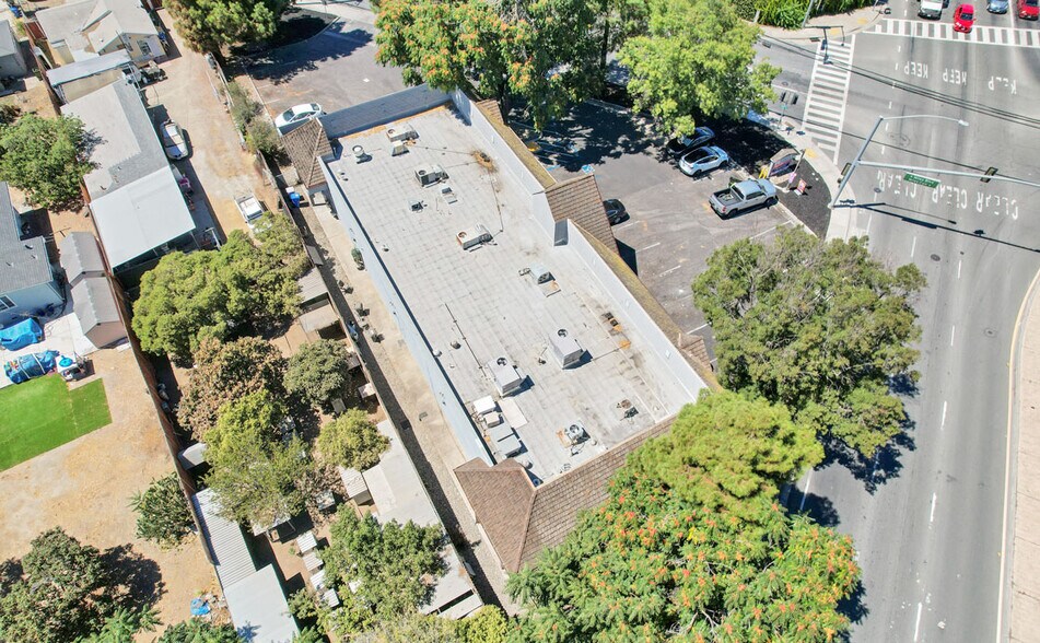 More Photos Of 37981 Niles Blvd, Fremont Storefront For Sale