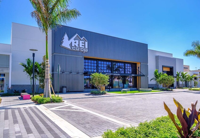 More Photos Of State Rd 7 & Glades Rd, Boca Raton Unknown For Lease