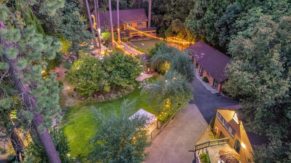 Primary Photo Of 22732 Middle Camp rd, Sonora Hotel For Sale