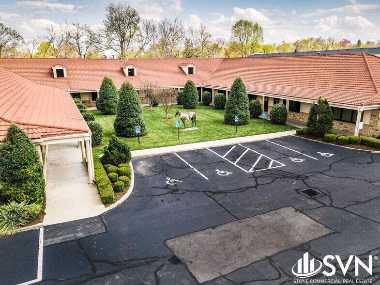 More Photos Of 2134 Nicholasville Rd, Lexington Medical For Sale