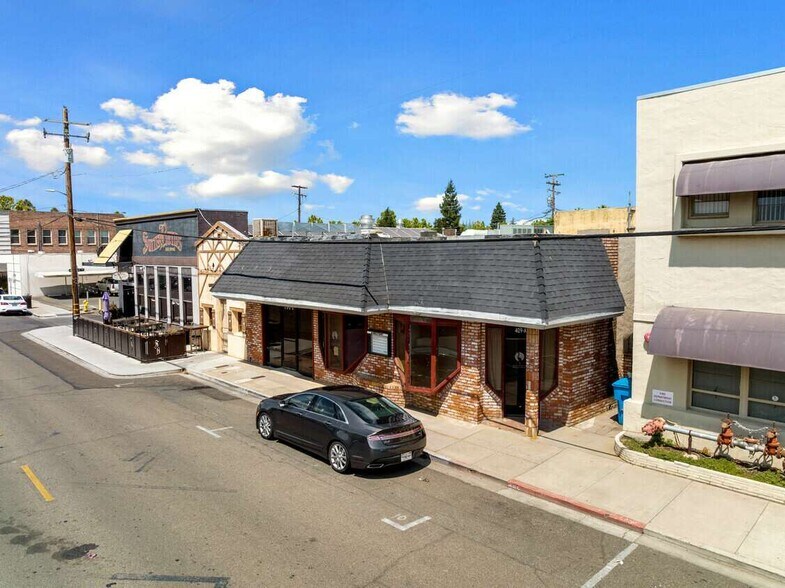 More Photos Of 409 Center St, Yuba City Storefront Retail Office For Lease