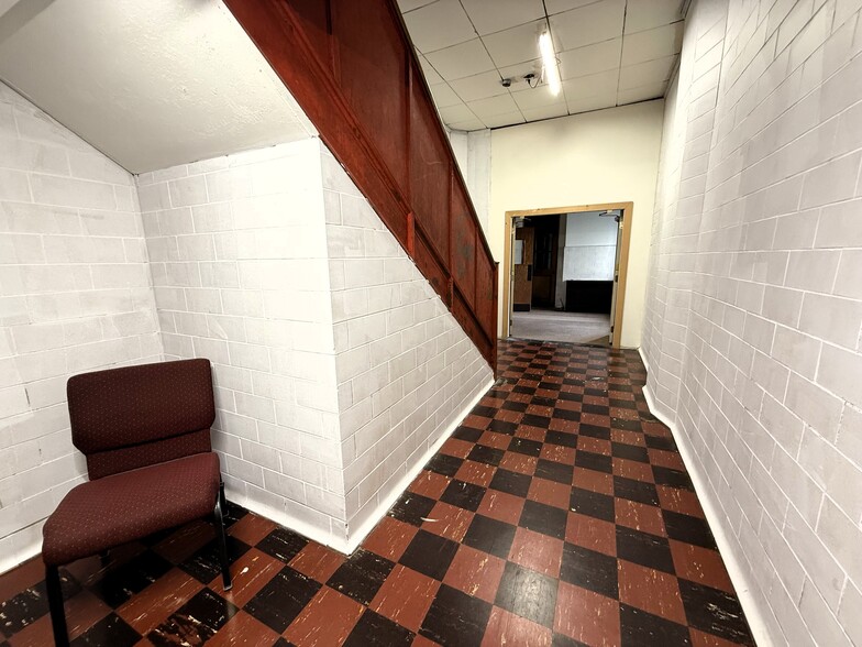 More Photos Of 33328 Main St, Townville Manufacturing For Sale