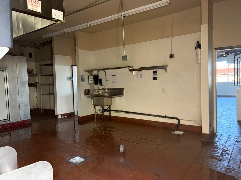 More Photos Of 2625 E Tropicana Ave, Las Vegas Storefront For Lease