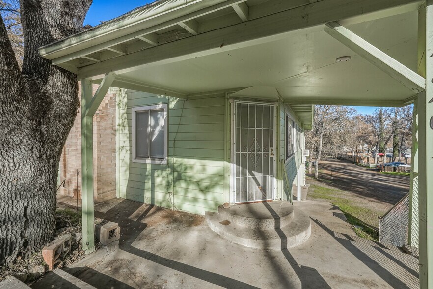 More Photos Of 14840 Valley Ave, Clearlake Multifamily For Sale
