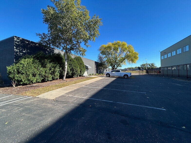 More Photos Of 273 Lafayette Frontage Rd W, Saint Paul Light Distribution For Lease
