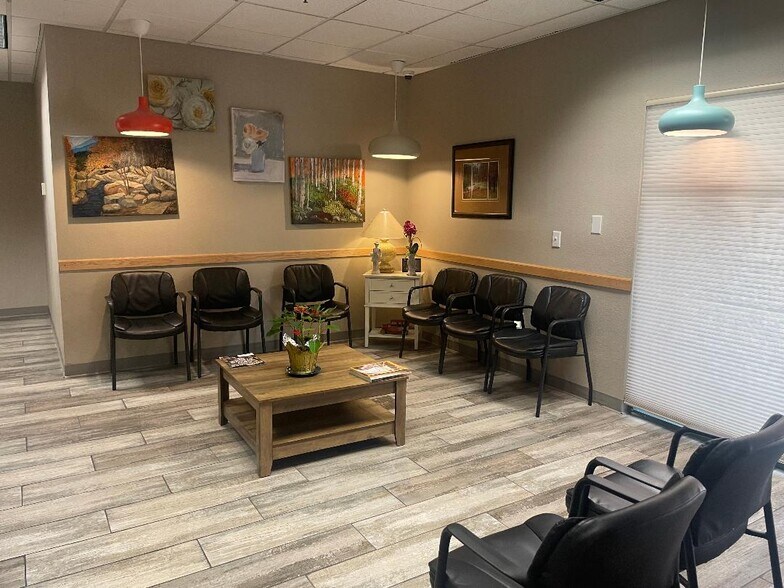 More Photos Of 5440 W Sahara Ave, Las Vegas Medical For Lease