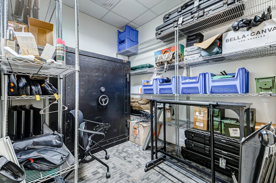 More Photos Of 7930 Broadway St, Pearland Medical For Lease