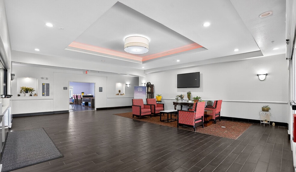More Photos Of 415 Fm 1960 Rd E, Houston Hotel For Sale