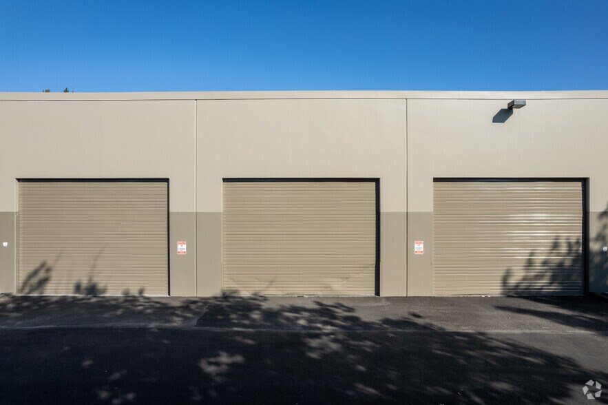 More Photos Of 4900-4916 NE 122nd Ave, Portland Unknown For Lease