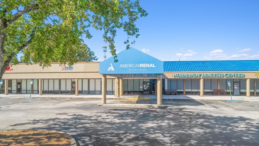 Primary Photo Of 1584 Normandy Village Pky, Jacksonville General Retail For Sale