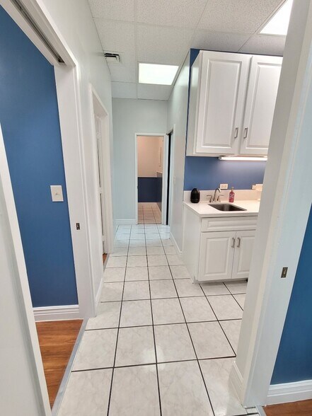 More Photos Of 99-128 Aiea Heights Dr, Aiea Medical For Sale