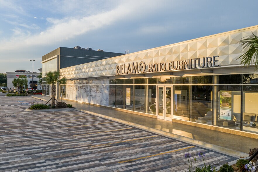 More Photos Of 4907 Big Island Dr, Jacksonville General Retail For Lease