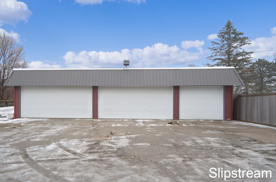 More Photos Of 491 Arlington Rd, Middleville Office For Sale