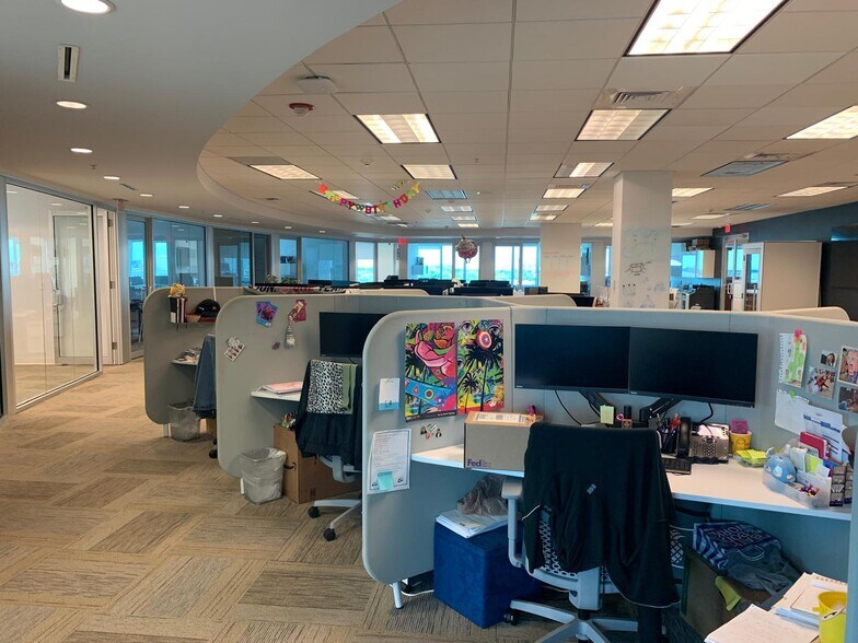 More Photos Of 2301 NW 87th Ave, Doral Office Residential For Lease