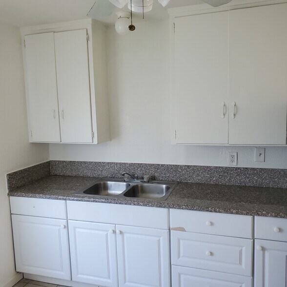 More Photos Of 810-820 Lampasas Ave, Sacramento Apartments For Sale