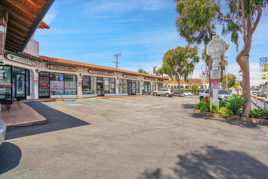 More Photos Of 1003-1013 S Gaffey St, San Pedro Storefront For Sale