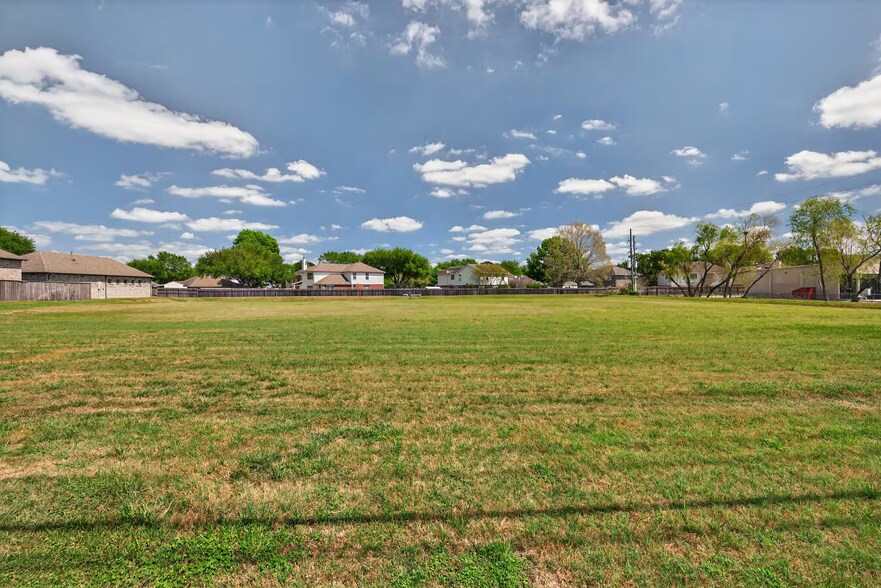 More Photos Of 2.43ac SH 249 & Decker Prairie Rd, Pinehurst Land For Lease