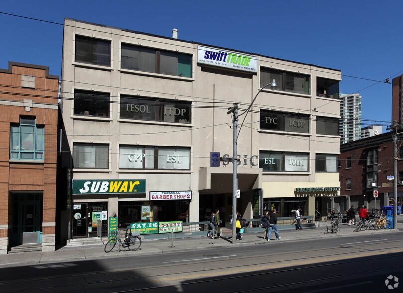 More Photos Of 150 Dundas St W, Toronto Storefront Retail Office For Lease