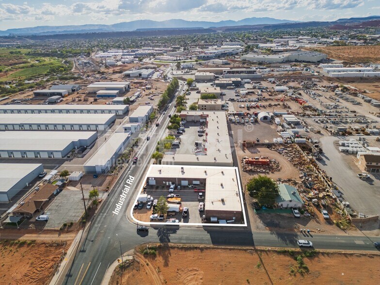 Primary Photo Of 83 E Industrial Dr, Washington General Retail For Sale