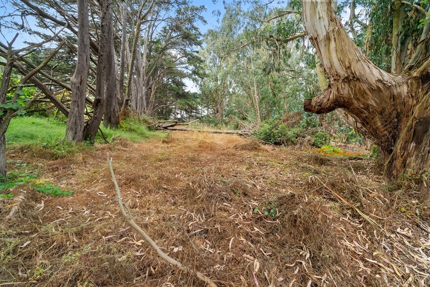 More Photos Of 1 Longford dr, Daly City Land For Sale