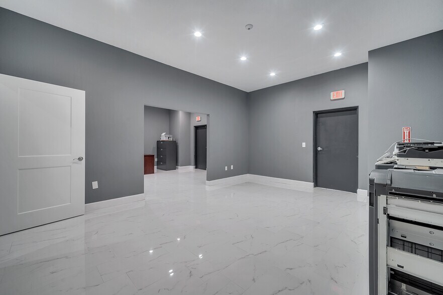 More Photos Of 560 Barry St, Orlando Land For Sale