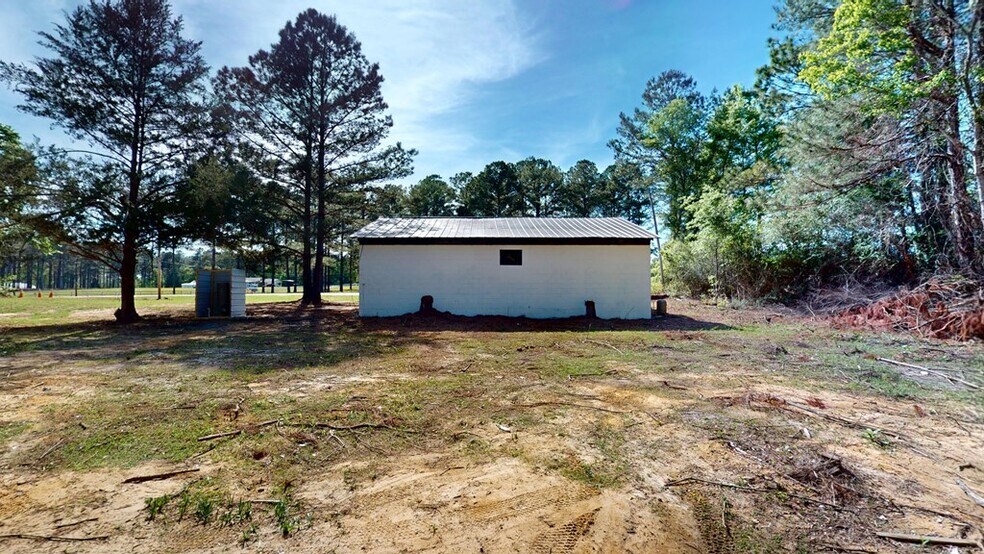 More Photos Of 13828 US Highway 29, Andalusia Flex For Sale