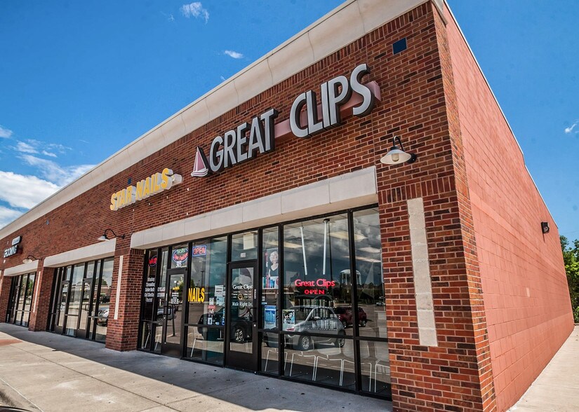 More Photos Of 8415 Davis Blvd, North Richland Hills Unknown For Lease