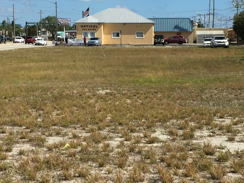 More Photos Of 900 S US HWY 1, Fort Pierce Land For Lease