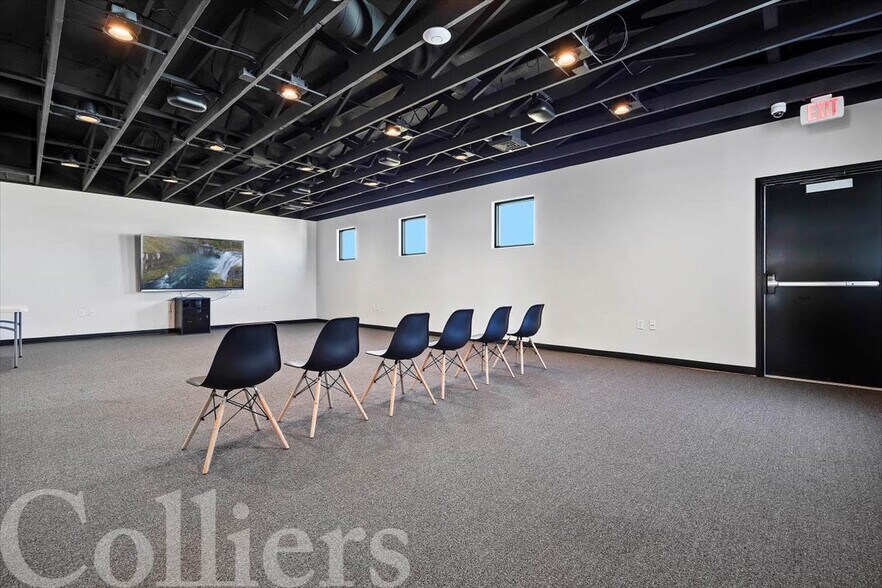 More Photos Of 2032 Highland Ave E, Twin Falls Warehouse For Lease